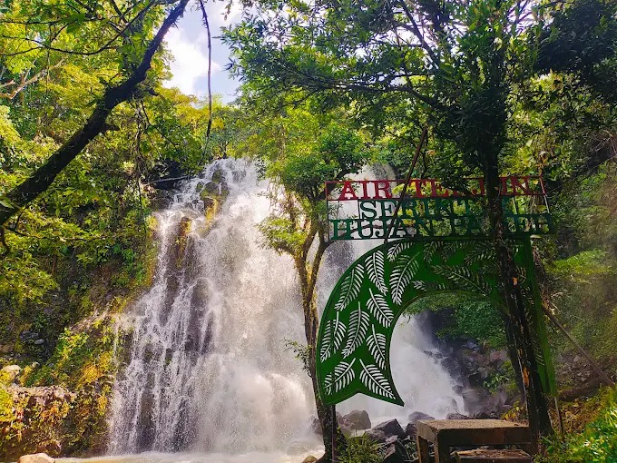 Air Terjun Sarintik HUjan Paneh